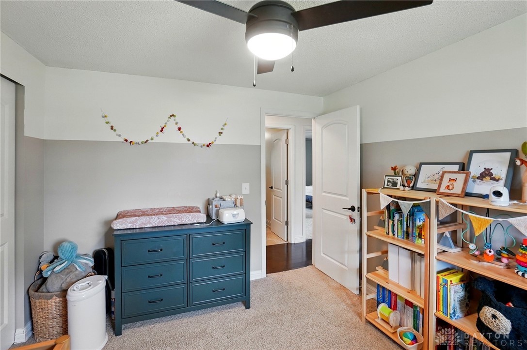 2555 Valdina Drive, Beavercreek, Ohio image 25