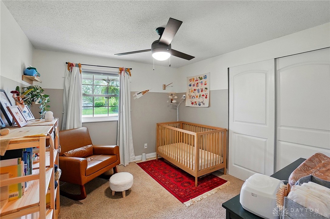 2555 Valdina Drive, Beavercreek, Ohio image 24