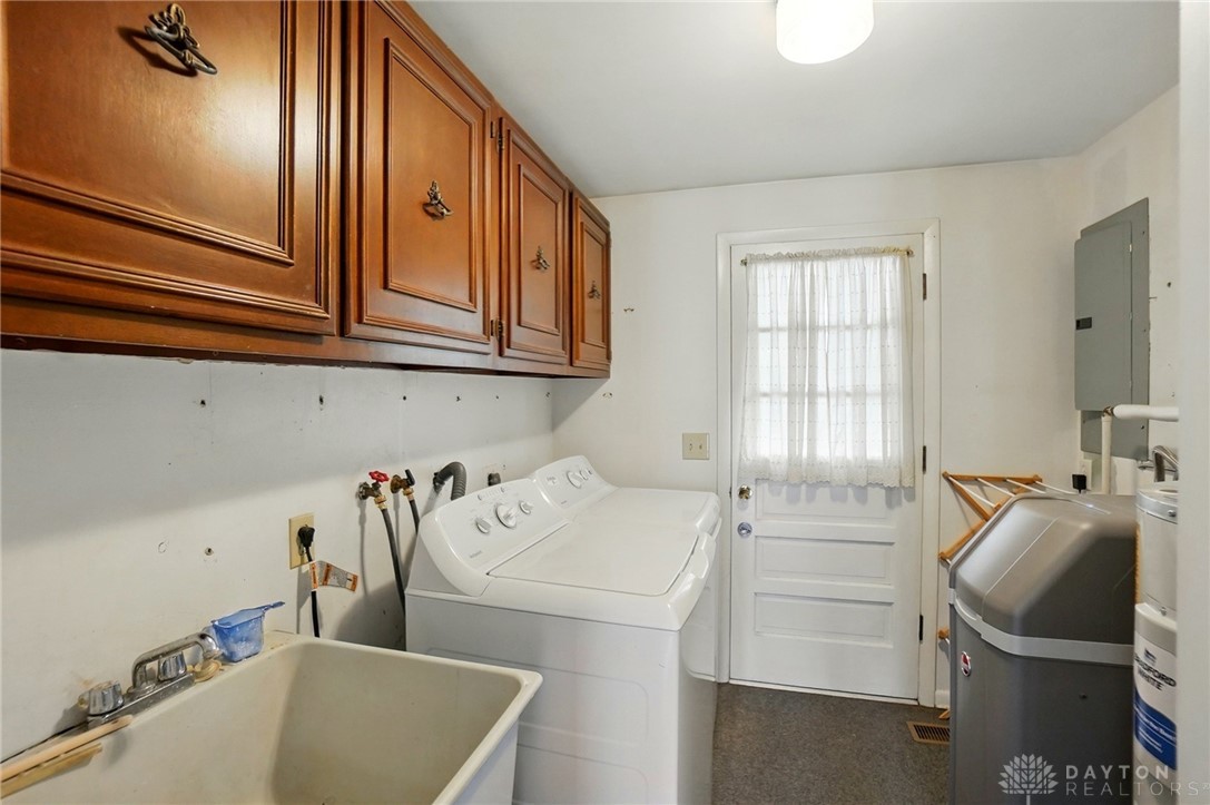 2555 Valdina Drive, Beavercreek, Ohio image 26