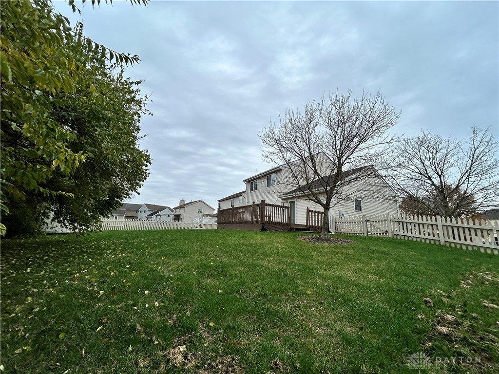 2045 Rosina Drive, Miamisburg, Ohio image 6