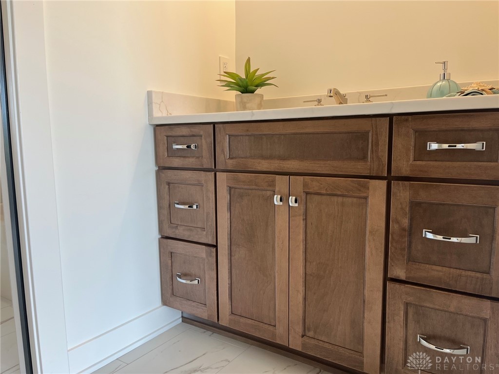 Xenia, Ohio 45385, United States, 4 Bedrooms Bedrooms, ,4 BathroomsBathrooms,Residential,Active,225704