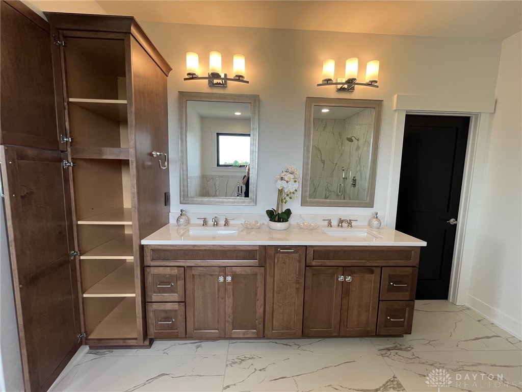 Xenia, Ohio 45385, United States, 4 Bedrooms Bedrooms, ,4 BathroomsBathrooms,Residential,Active,225704