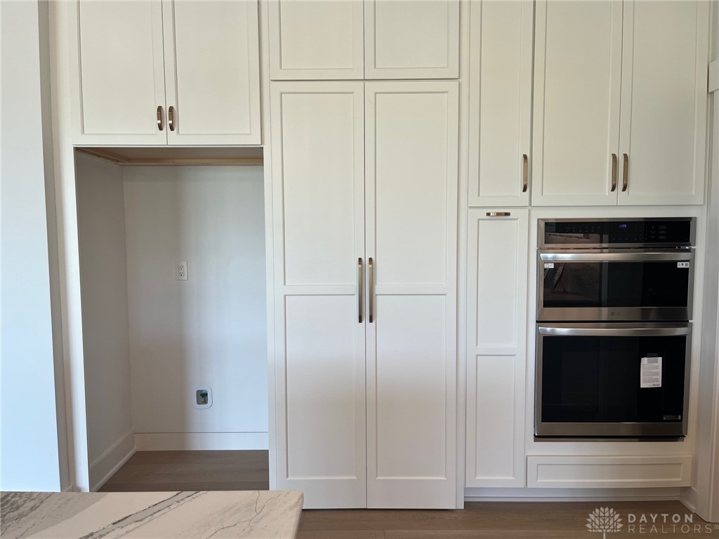 Xenia, Ohio 45385, United States, 4 Bedrooms Bedrooms, ,4 BathroomsBathrooms,Residential,Active,225704