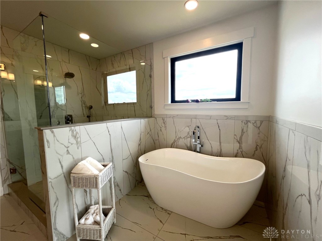 Xenia, Ohio 45385, United States, 4 Bedrooms Bedrooms, ,4 BathroomsBathrooms,Residential,Active,225704