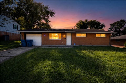 Photo of 6826 Hubbard Drive, Dayton, OH 45424 (MLS # 968097)