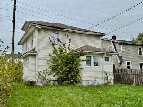 Tiny photo for 200 E Siebenthaler Avenue, Dayton, OH 45405 (MLS # 946190)