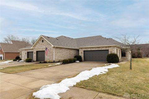 Photo of 1426 Paul Revere Way #D, Troy, OH 45373 (MLS # 952500)