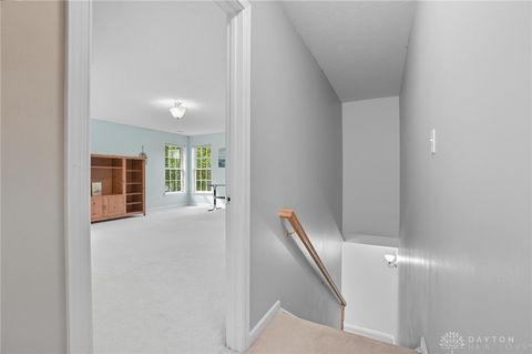 Tiny photo for 2584 Greenbrier Court, Beavercreek, OH 45431 (MLS # 945396)