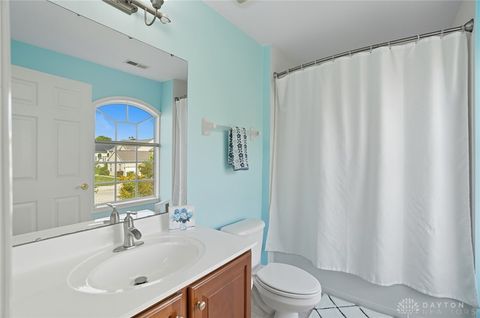 Tiny photo for 2584 Greenbrier Court, Beavercreek, OH 45431 (MLS # 945396)