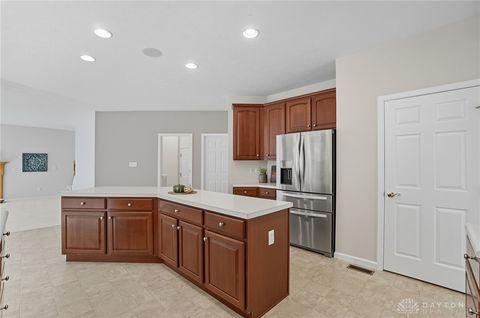 Tiny photo for 2584 Greenbrier Court, Beavercreek, OH 45431 (MLS # 945396)