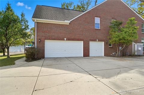 Tiny photo for 2584 Greenbrier Court, Beavercreek, OH 45431 (MLS # 945396)