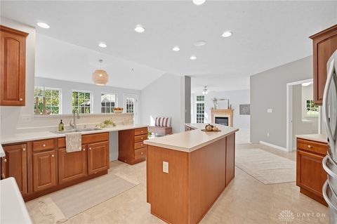Tiny photo for 2584 Greenbrier Court, Beavercreek, OH 45431 (MLS # 945396)