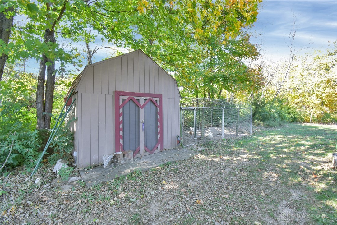 12246 Chickenbristle Road, Farmersville, Ohio image 39