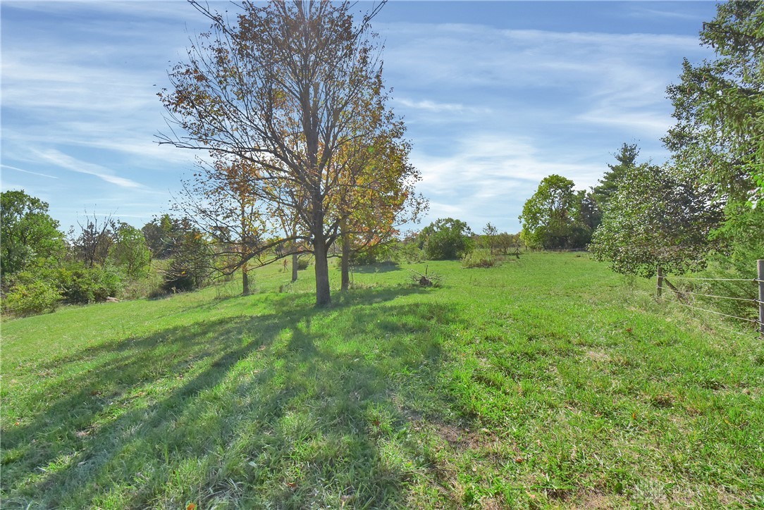 12246 Chickenbristle Road, Farmersville, Ohio image 33