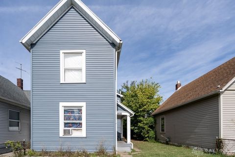 Photo of 1309 Leonhard Street, Dayton, OH 45404 (MLS # 946522)
