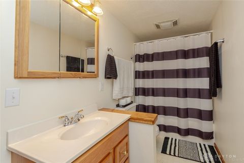 Tiny photo for 127 Voyage Drive, Eaton, OH 45320 (MLS # 945285)
