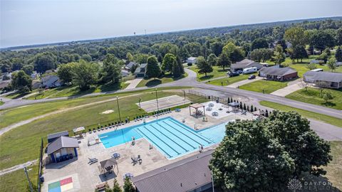 Tiny photo for 127 Voyage Drive, Eaton, OH 45320 (MLS # 945285)