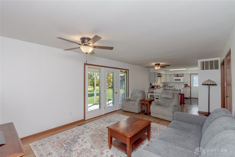 Tiny photo for 127 Voyage Drive, Eaton, OH 45320 (MLS # 945285)
