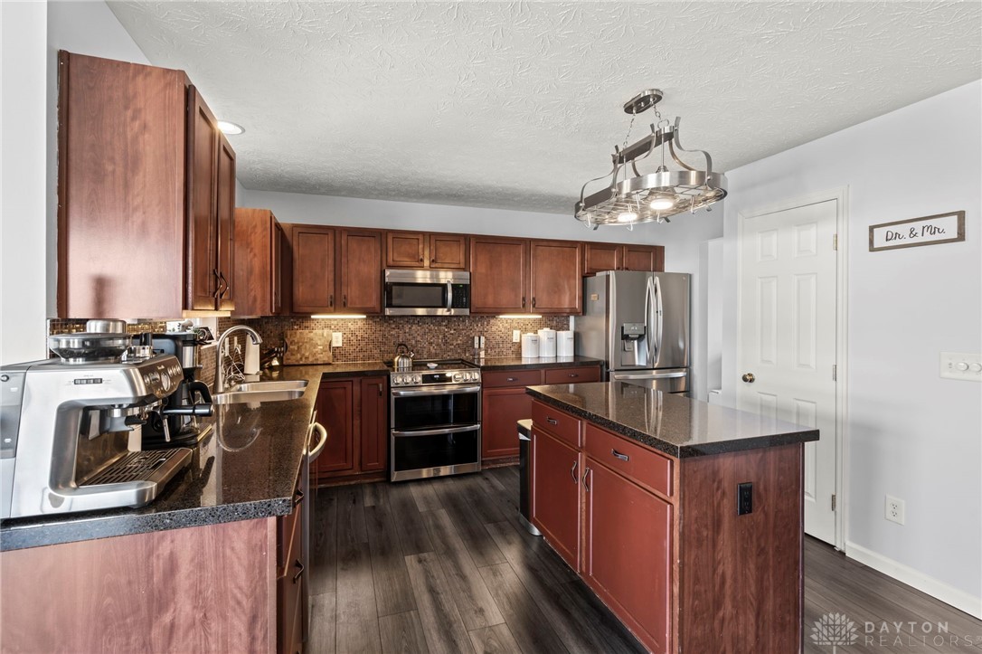1469 Blake Court, Fairborn, Ohio image 12