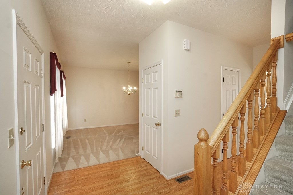 2027 Riverwood Trail, Kings Mills, Ohio image 3