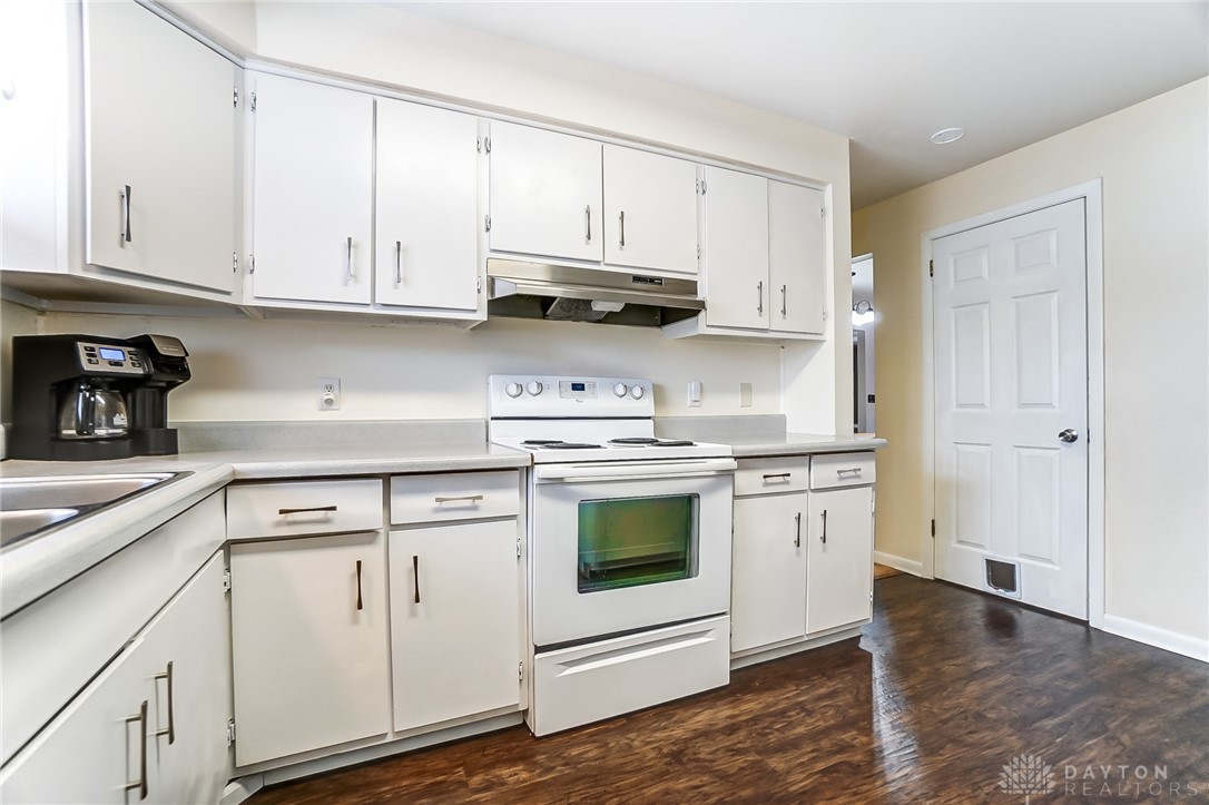 2764 Horstman Drive, Kettering, Ohio image 15