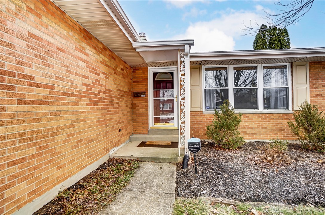 2764 Horstman Drive, Kettering, Ohio image 2