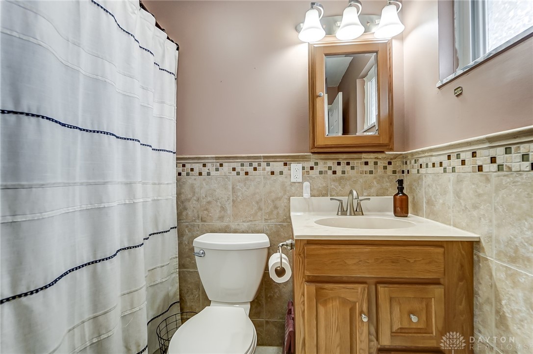 2764 Horstman Drive, Kettering, Ohio image 19