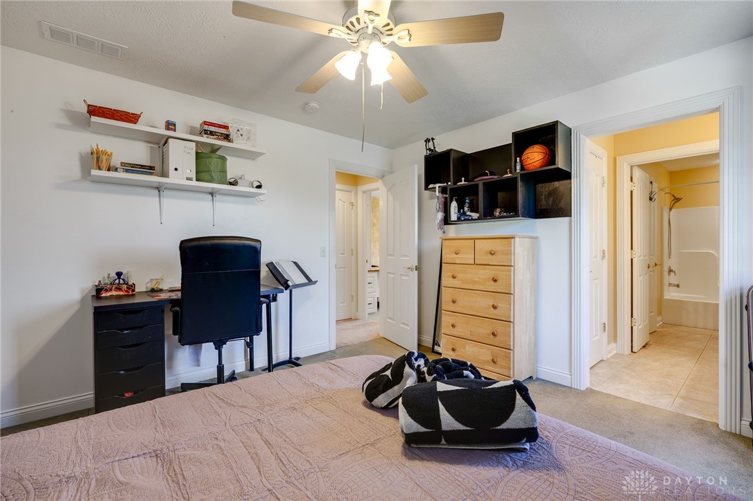 211 Stratford Lane, Xenia, Ohio image 33