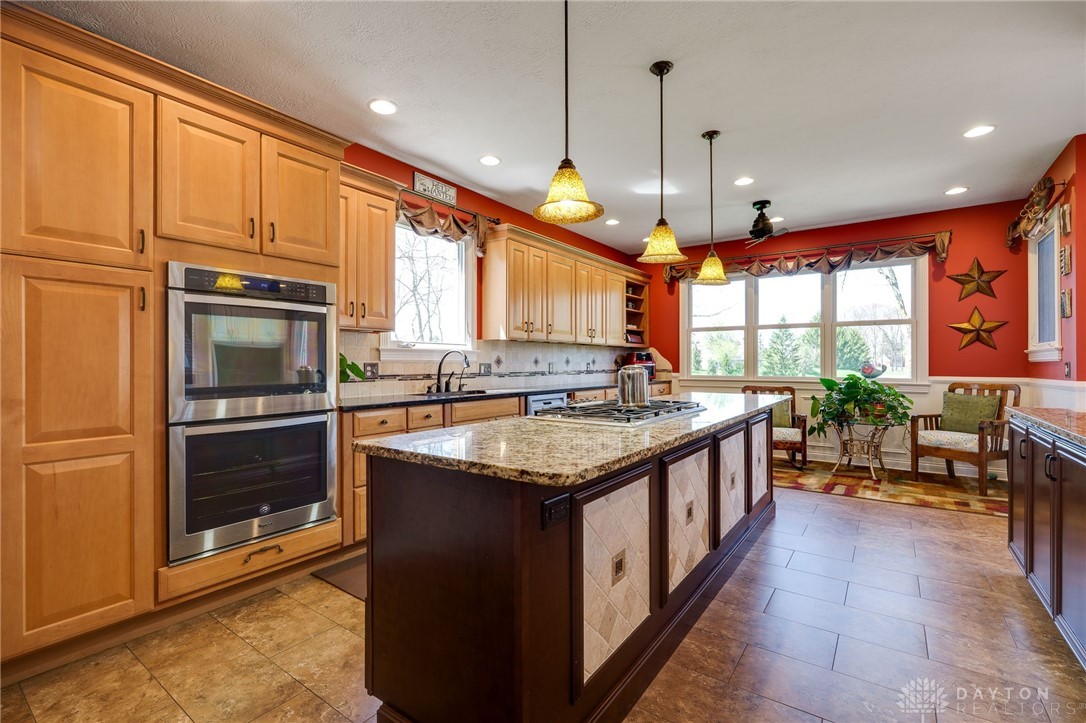 211 Stratford Lane, Xenia, Ohio image 16