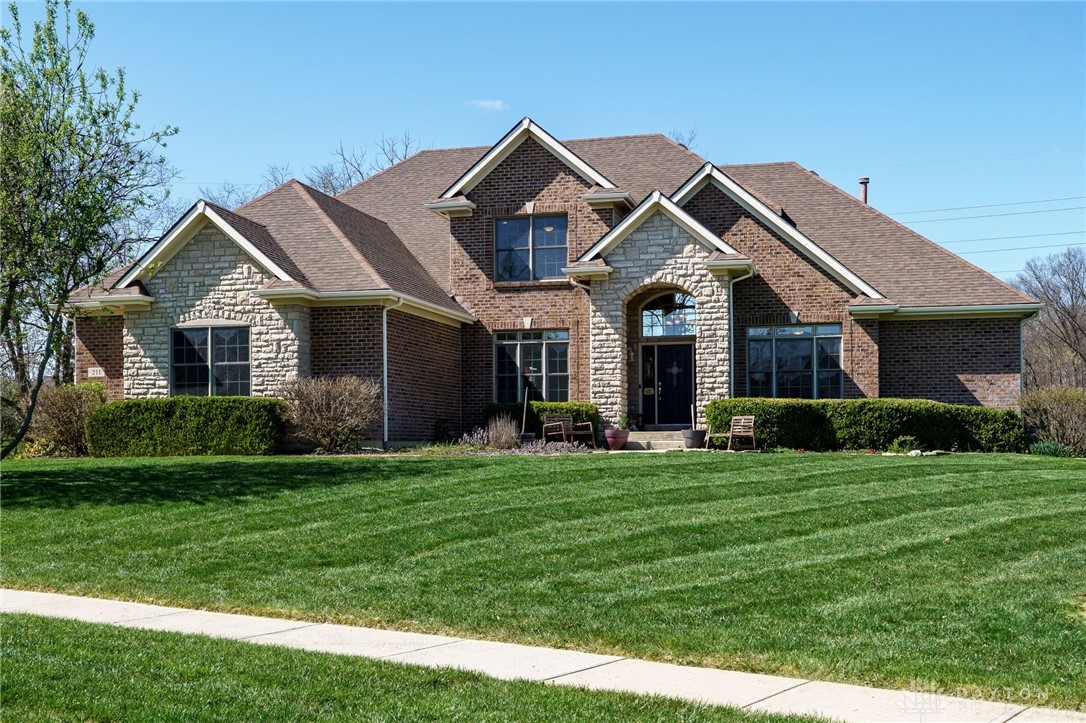 211 Stratford Lane, Xenia, Ohio image 2