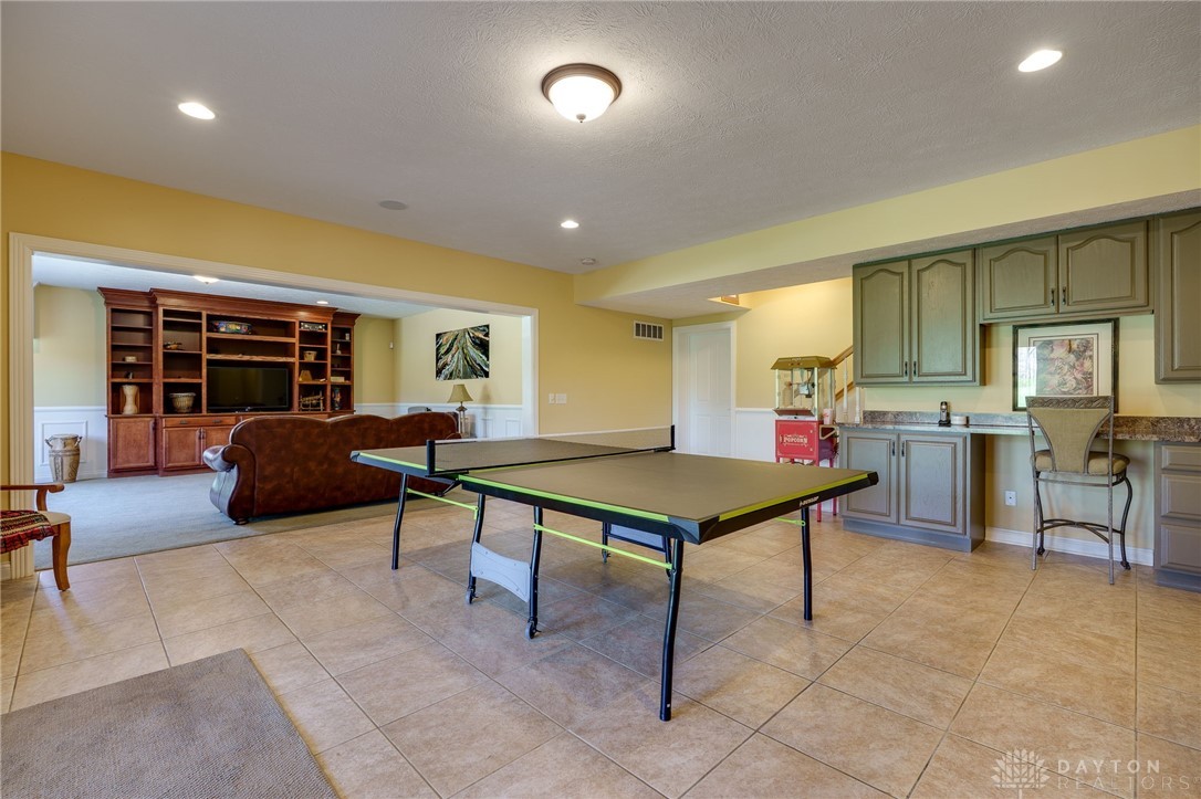 211 Stratford Lane, Xenia, Ohio image 36