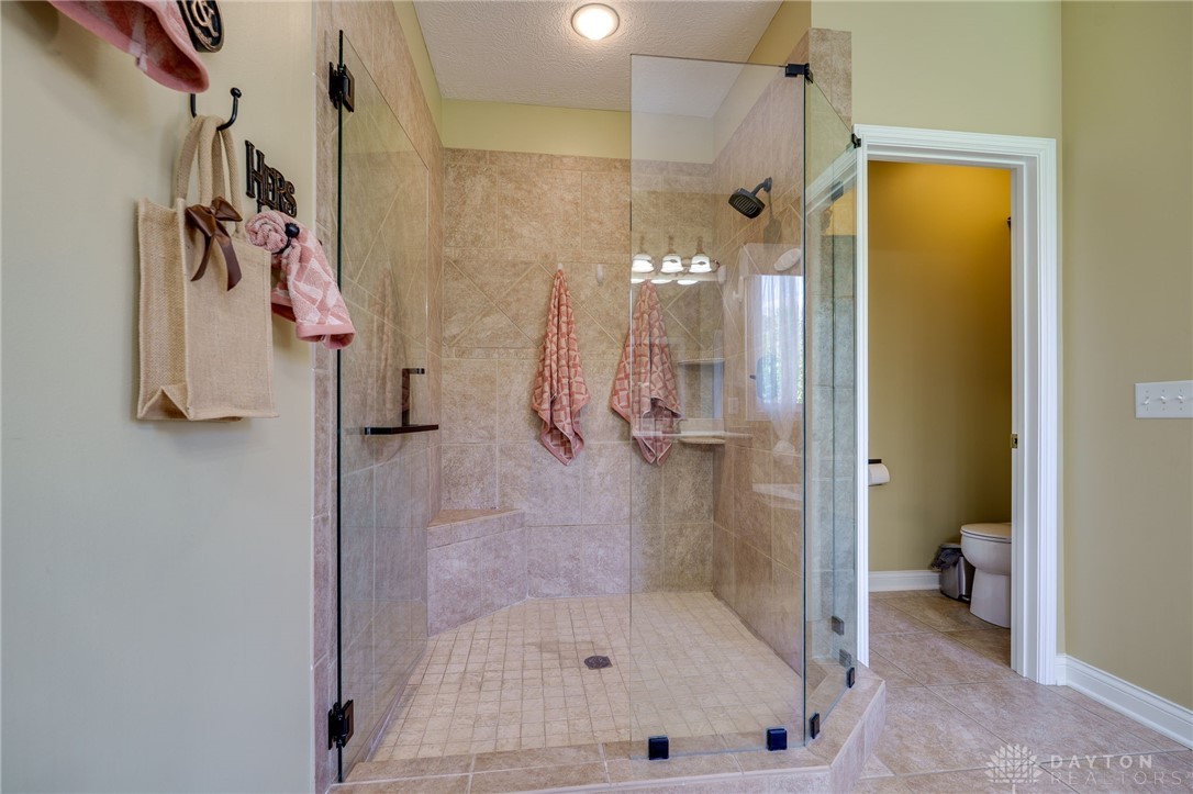 211 Stratford Lane, Xenia, Ohio image 25