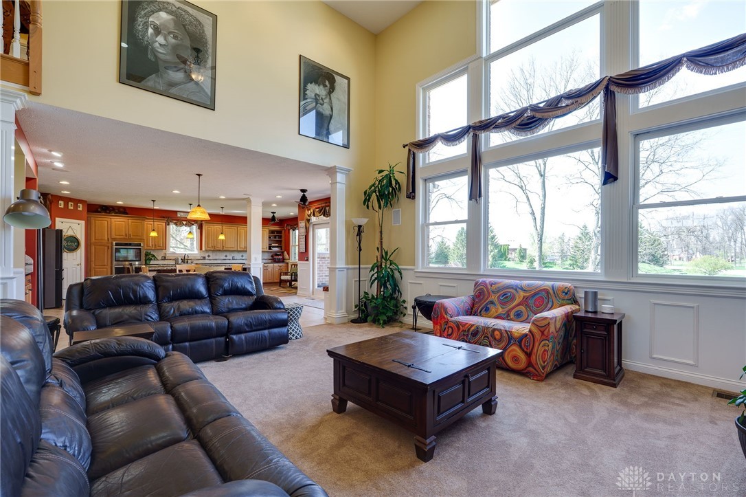 211 Stratford Lane, Xenia, Ohio image 12