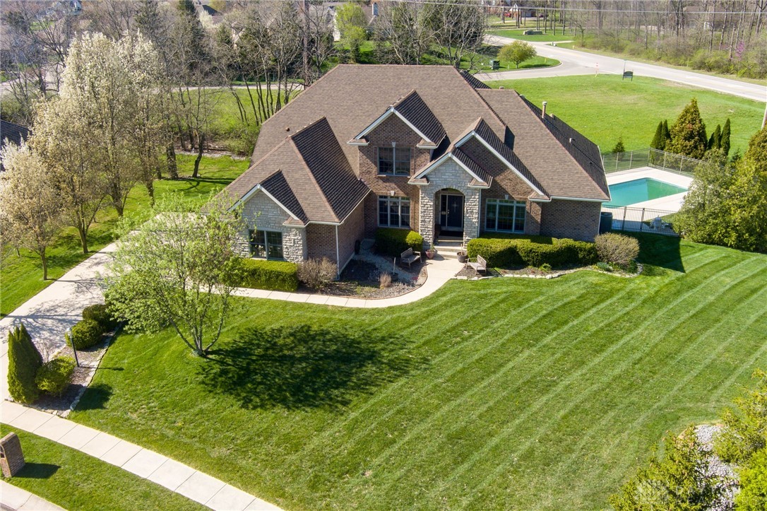 211 Stratford Lane, Xenia, Ohio image 1