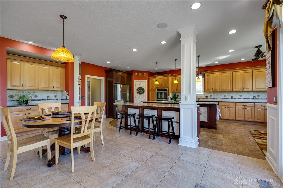 211 Stratford Lane, Xenia, Ohio image 14