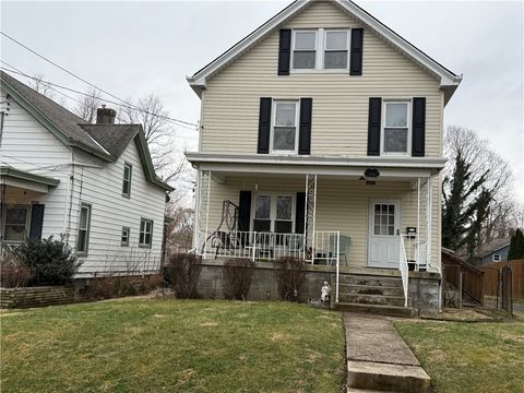 Homes For Sale - 5709 Adelphi Street<br/> Cincinnati, OH 45227