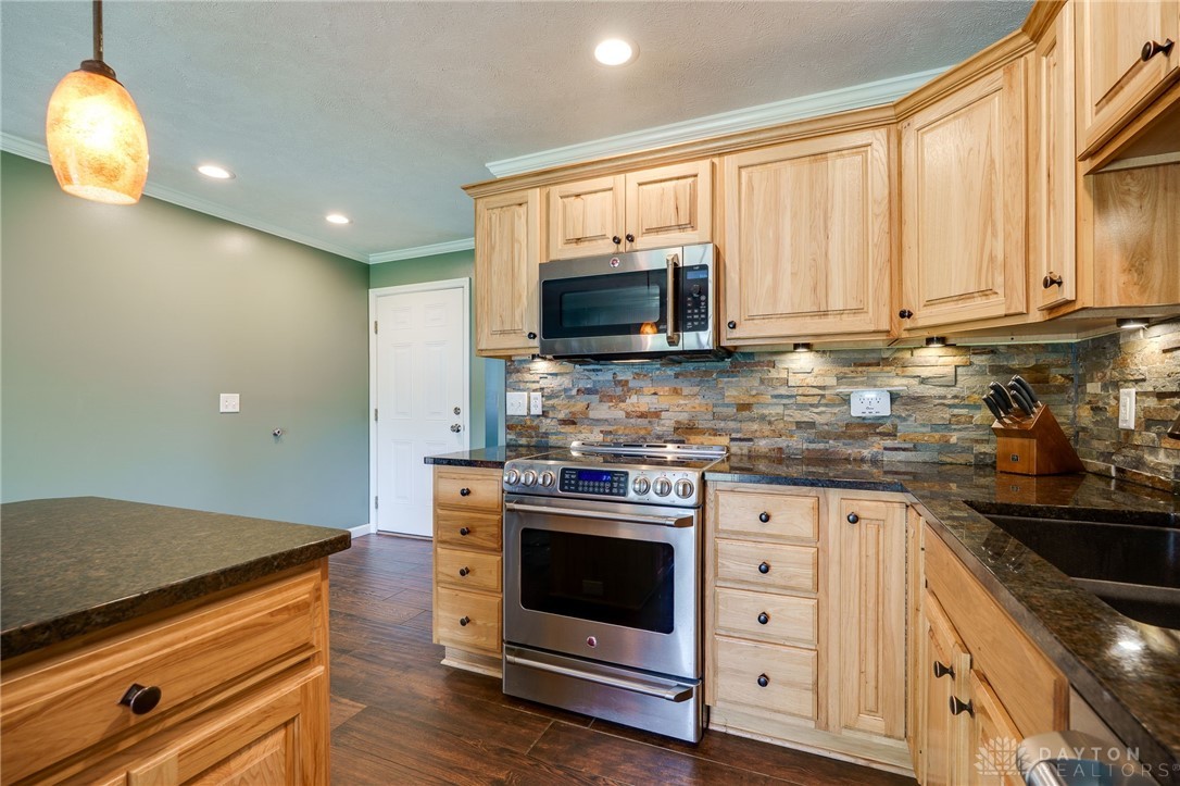 613 Spinning Road, New Carlisle, Ohio image 15