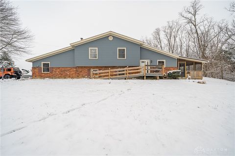 Photo of 9901 Ballentine Pike, New Carlisle, OH 45344 (MLS # 948741)