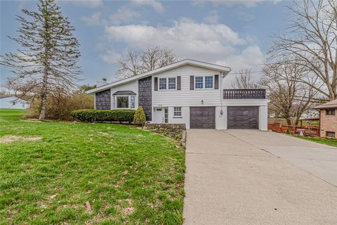 Homes For Sale - 4008 Lisa Lane<br/> Middletown, OH 45052