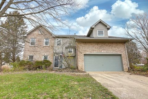 Photo of 1953 Baldwin Drive, Dayton, OH 45459 (MLS # 948886)