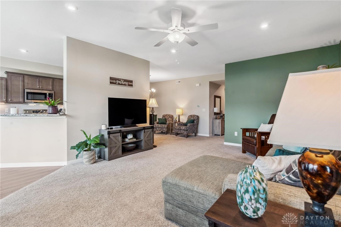 21 Pebble Brook Place, Springboro, Ohio image 6