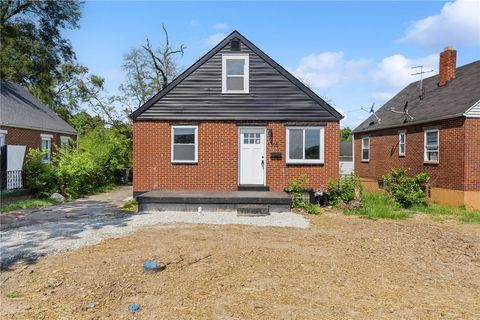 Photo of 1305 S Edwin C Moses Boulevard, Dayton, OH 45417 (MLS # 959975)
