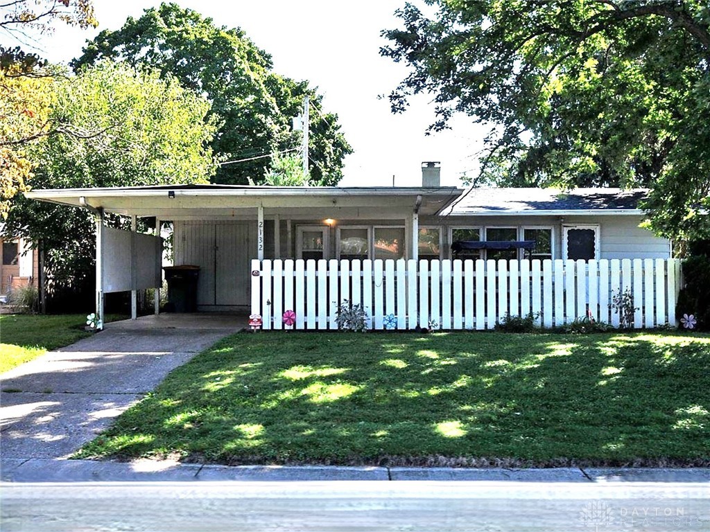2132 Colton Drive, Kettering, Ohio image 1