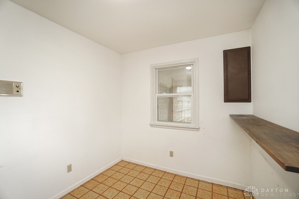 6401 Broken Arrow Place, Dayton, Ohio image 27