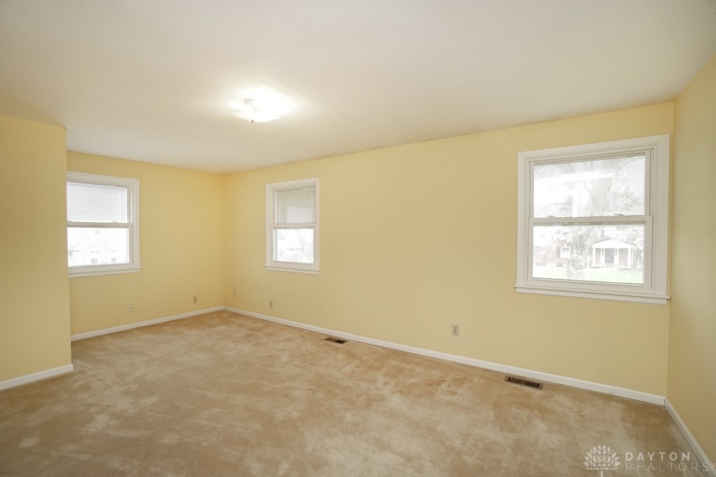 6401 Broken Arrow Place, Dayton, Ohio image 35