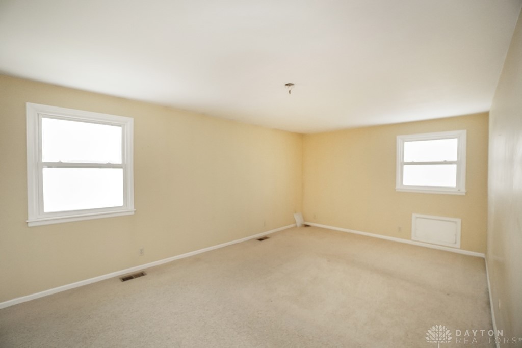 6401 Broken Arrow Place, Dayton, Ohio image 39