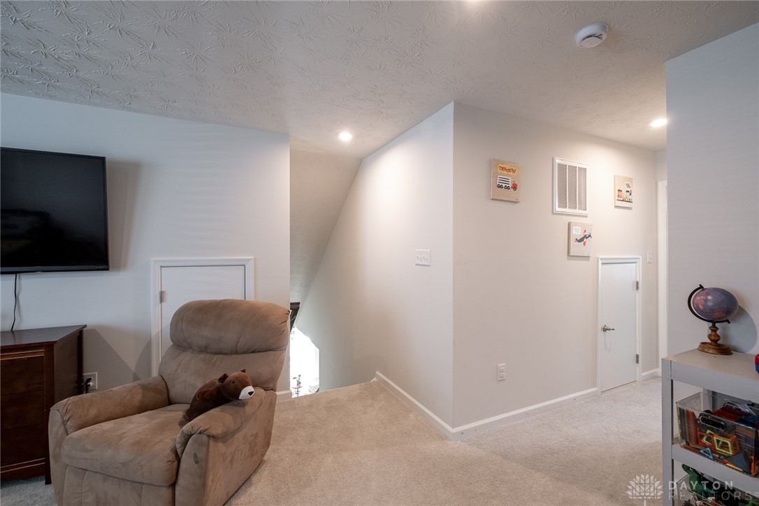 2040 Codaz Way, Beavercreek, Ohio image 27