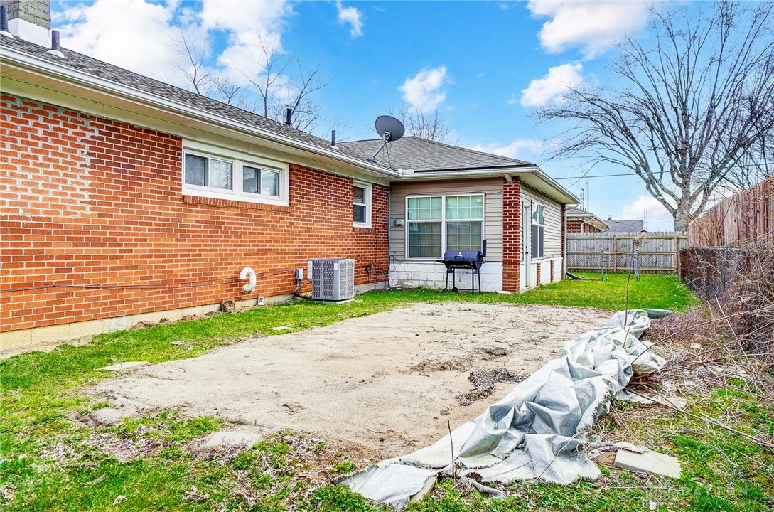 2351 Northmoor Drive, Springfield, Ohio image 42