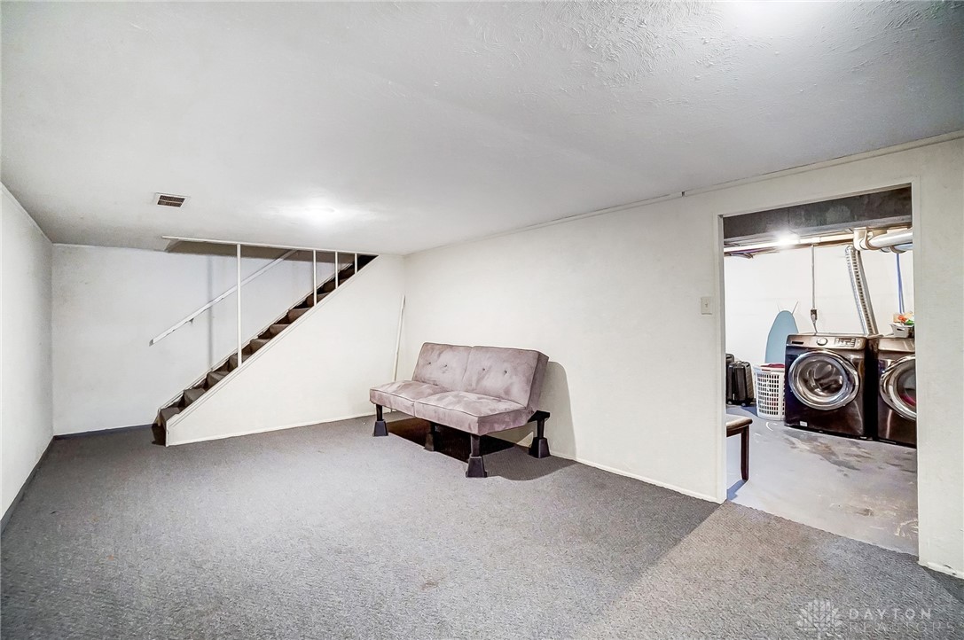 2351 Northmoor Drive, Springfield, Ohio image 28