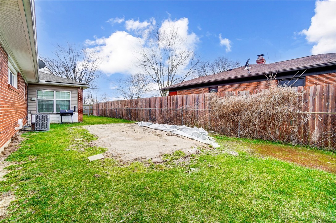 2351 Northmoor Drive, Springfield, Ohio image 45
